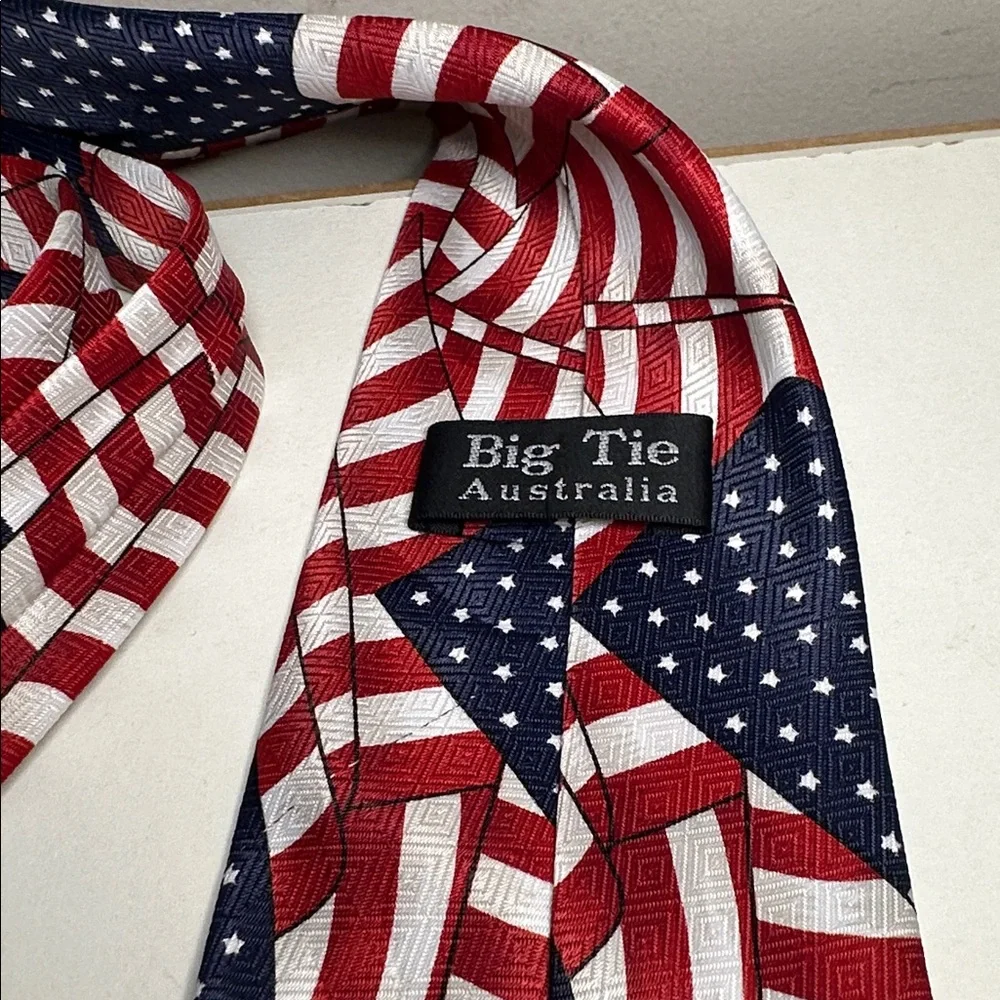Patriotic American Flag Men's Tie